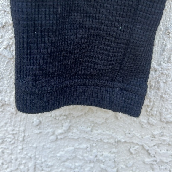 Tna Aritzia Black Waffle Knit Jogger Pant Women's Size S - Picture 5 of 10
